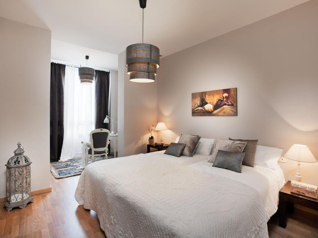 Bcn Rambla Catalunya Apartments บาร์เซโลนา ภายนอก รูปภาพ
